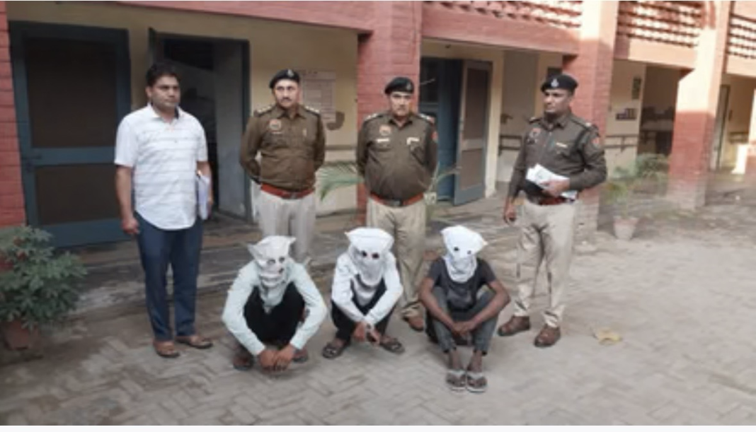 चरखी दादरी: छात्रा दुष्कर्म व संदिग्ध मौत प्रकरण में तीन गिरफ्तार, दो दिन का पुलिस रिमांड….