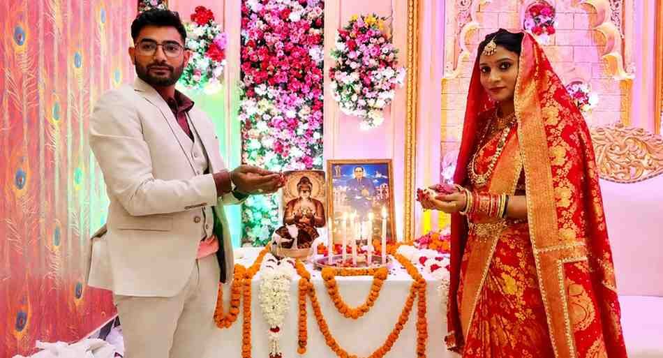 Charkhi Dadri News : चरखी दादरी की शादी बनी मिसाल,शादी में नहीं हुआ दिखावा, कपल ने समाज को दिया बड़ा संदेश Charkhi Dadri News : चरखी दादरी की शादी बनी मिसाल,शादी में नहीं हुआ दिखावा, कपल ने समाज को दिया बड़ा संदेश