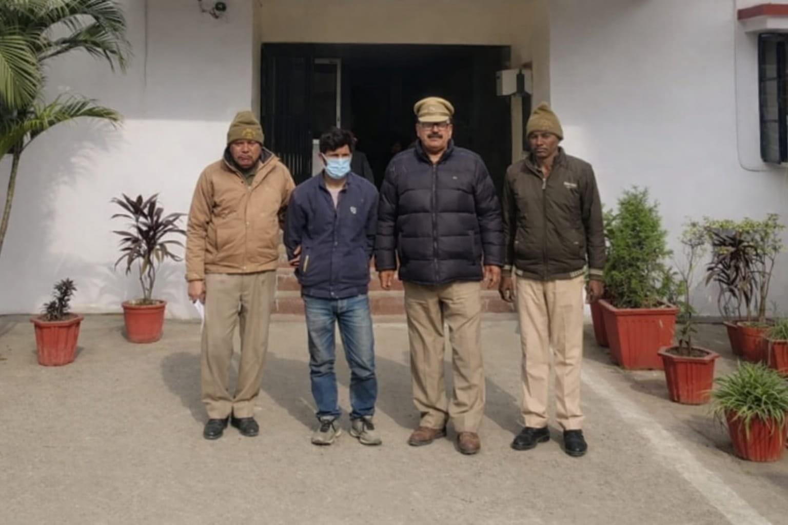 Breaking news : Mother & Two Children Death | मां ने 2 मासूमों के साथ खाया जहर